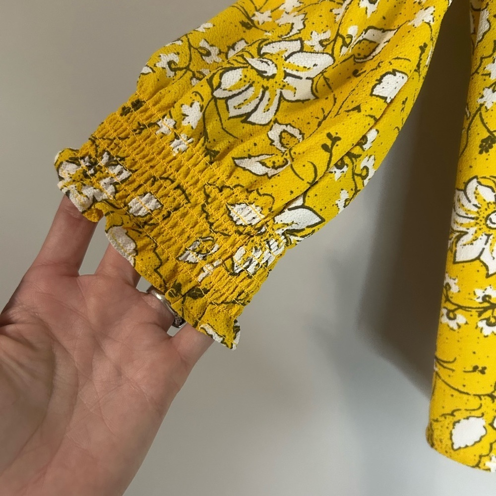 Women’s Jasmine & Juliana Floral Yellow Blouse, Size S - Picture 4 of 6